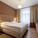 Jzp Hotel *